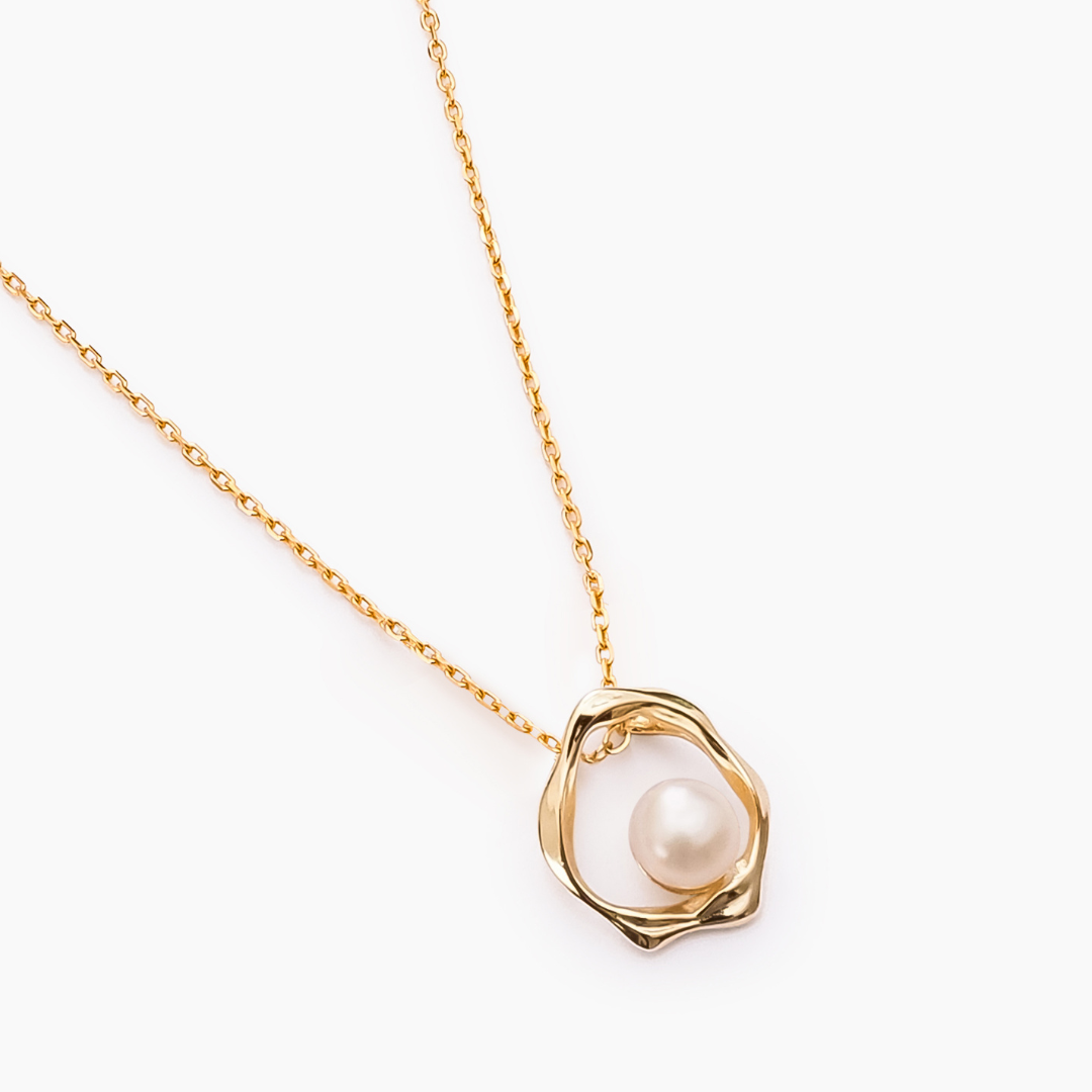 Geometric Gold and Pearl Pendant Necklace