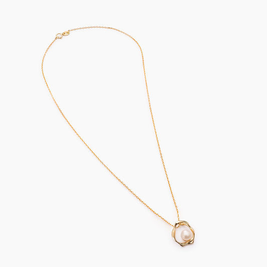 Geometric Gold and Pearl Pendant Necklace